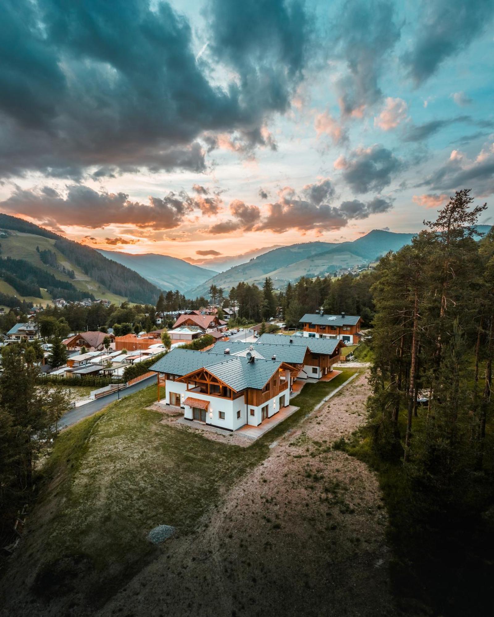Les Ciases Chalets Dolomites San Vigilio Di Marebbe Esterno foto